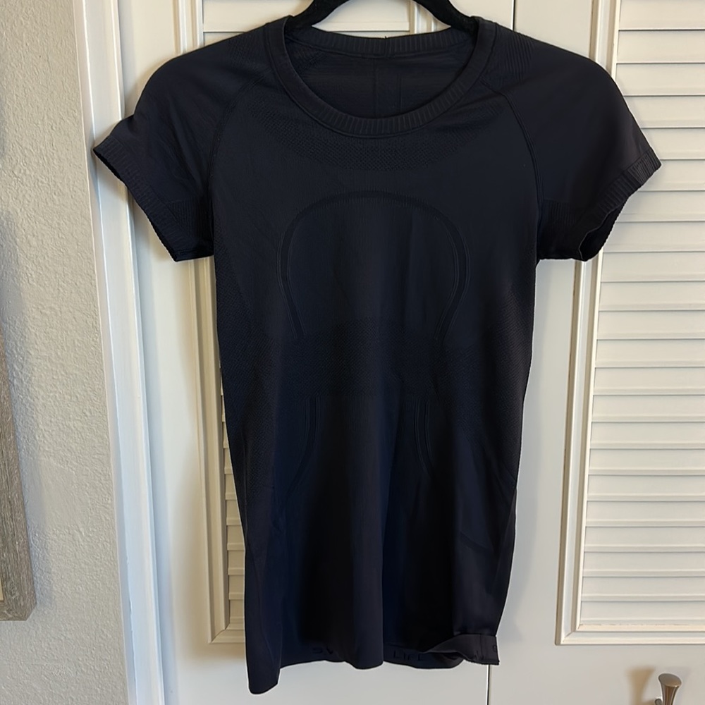 lululemon Navy Swiftly Tech SS Tee